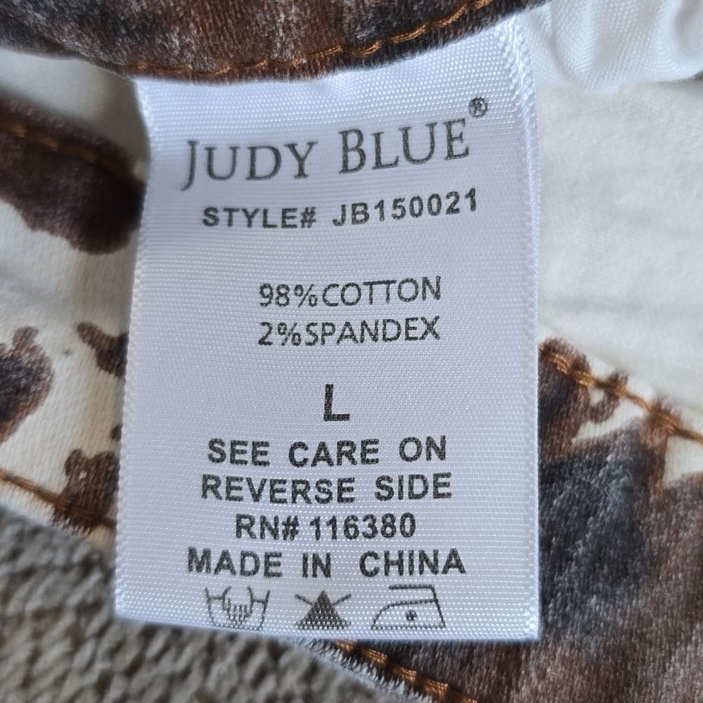 Judy Blue Brown & White Cowprint High-Rise Denim Shorts - Picture 5 of 11